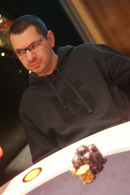 Nico Kostons