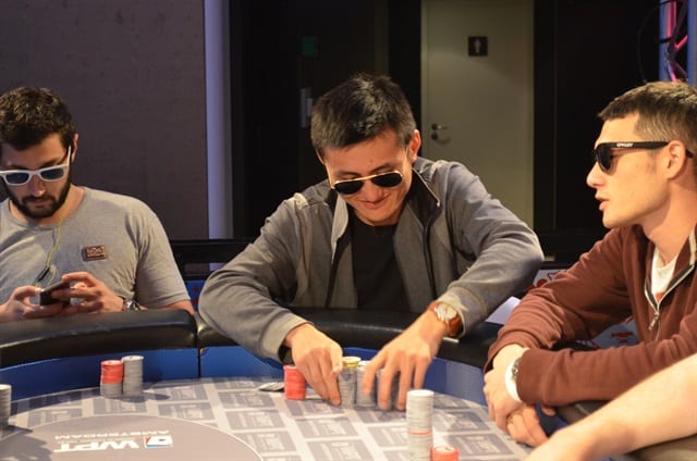 http://www.pokercity.nl/uploads/lrFoto/event999/DSC_0315.JPG