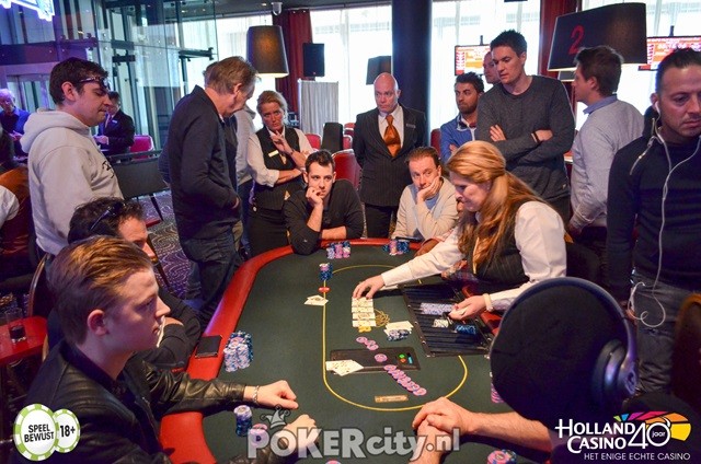 http://www.pokercity.nl/uploads/lrFoto/event1459/DSC_0144.jpg