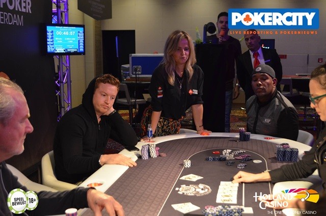 http://www.pokercity.nl/uploads/lrFoto/DSC_0285.jpg