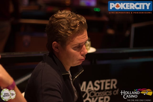 http://www.pokercity.nl/uploads/lrFoto/event1567/IMG_1830.jpg