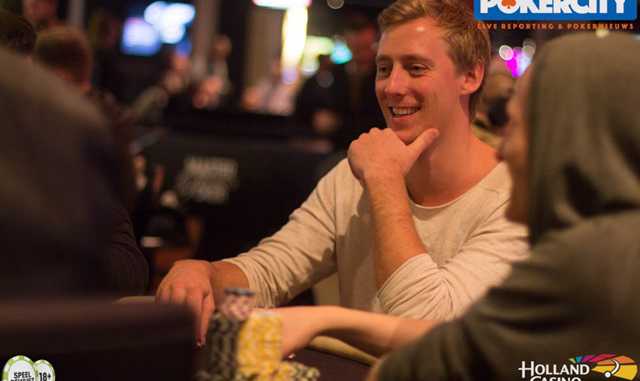 trader Sheet content SCOOP: Nederland blijft op zegekoers dankzij Jans 'Graftekkel' Arends  ($105k) - PokerCity - Live Reporting & Poker Nieuws