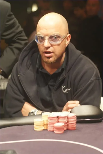 Evert van Essen | 2010/11 - Master Classics of Poker - 05 - 1000 eu PL Omaha