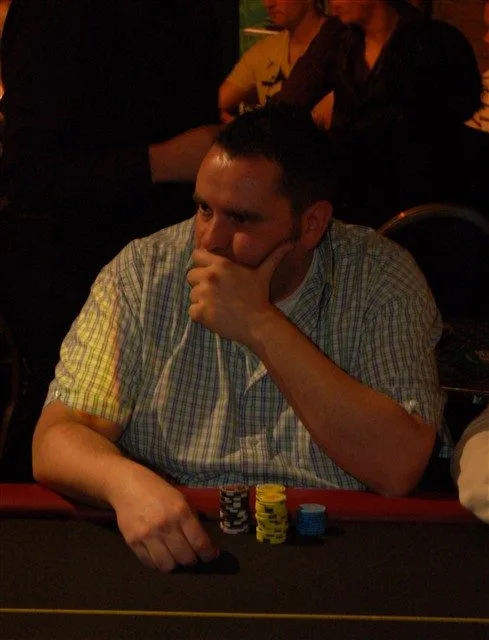 Ruud van Noordennen | 2008/03 - Rotterdam Easter Series of Poker - ev3 - 200 EU Freeze Out