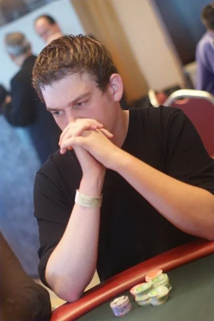 De winnaar van het €250 Nijmegen | 2008/04 - Nijmegen Pokervierdaagse - ev4 - 250 EU Freeze Out