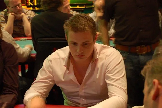 © 2026 Pokercity | Joey Vitalli | 2008/05 - Twente Classics Enschede - ev6 - 200eu Rebuy Joey Vitalli | 2008/05 - Twente Classics Enschede - ev6 - 200eu Rebuy