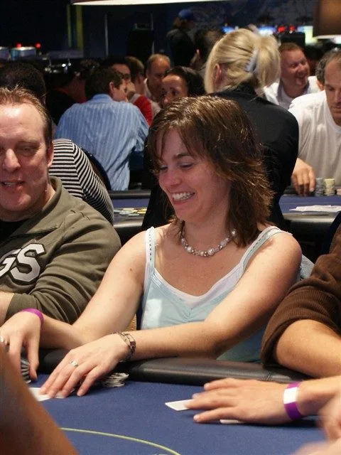 Wendy Slot | 2008/05 - North Sea Poker Classics - ev4 - 750eu Freeze Out MAIN