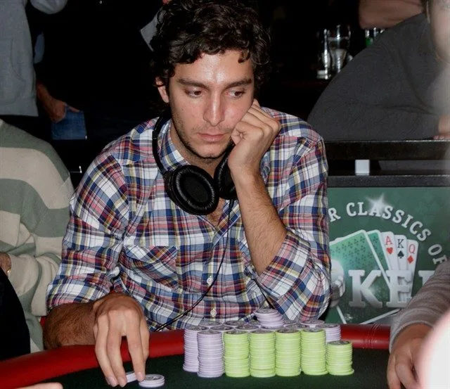 Liakos | 2008/11 - Master Classics of Poker - ev4 - MCOP Main Event