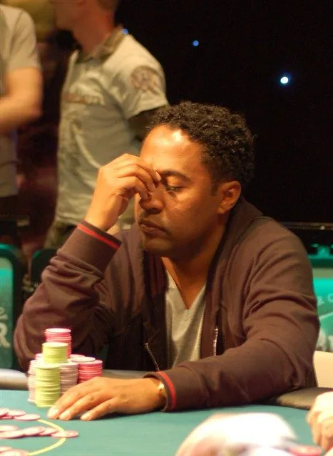 Raoul Refos | 2008/11 - Master Classics of Poker - ev4 - MCOP Main Event