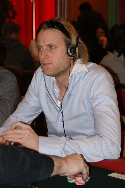 Sybrand Maal | 2009/01 - DOM Classics - ev2 - 400 eu HE No Limit F.O.