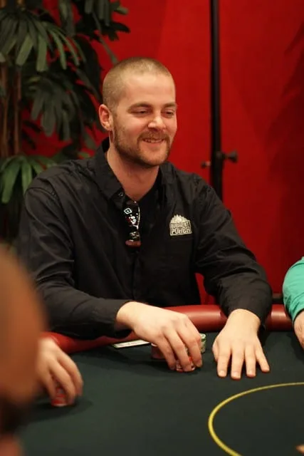 © 2026 Pokercity | Steven van Zadelhoff | 2009/01 - DOM Classics - ev6 - 2500 eu HE F.O. Main Event Steven van Zadelhoff | 2009/01 - DOM Classics - ev6 - 2500 eu HE F.O. Main Event
