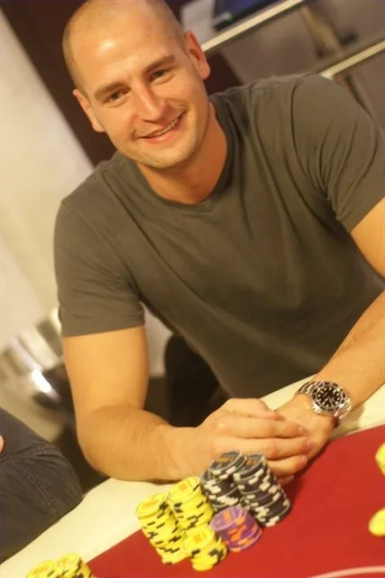Surinder Sunar | 2009/01 - DOM Classics - ev6 - 2500 eu HE F.O. Main Event