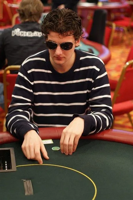 © 2026 Pokercity | Jordan van Gestel | 2009/01 - DOM Classics - ev6 - 2500 eu HE F.O. Main Event Jordan van Gestel | 2009/01 - DOM Classics - ev6 - 2500 eu HE F.O. Main Event