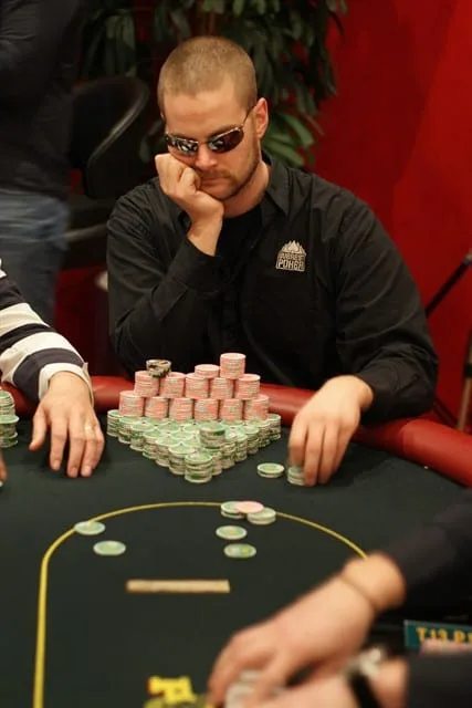 © 2026 Pokercity | Steven van Zadelhoff | 2009/01 - DOM Classics - ev6 - 2500 eu HE F.O. Main Event Steven van Zadelhoff | 2009/01 - DOM Classics - ev6 - 2500 eu HE F.O. Main Event