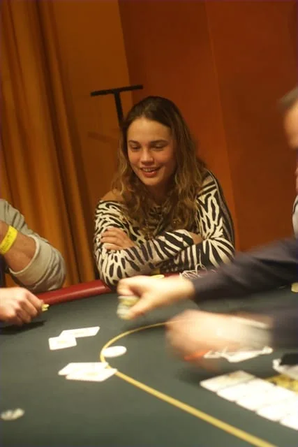 Tweede plaats | 2009/01 - DOM Classics - ev6 - 2500 eu HE F.O. Main Event