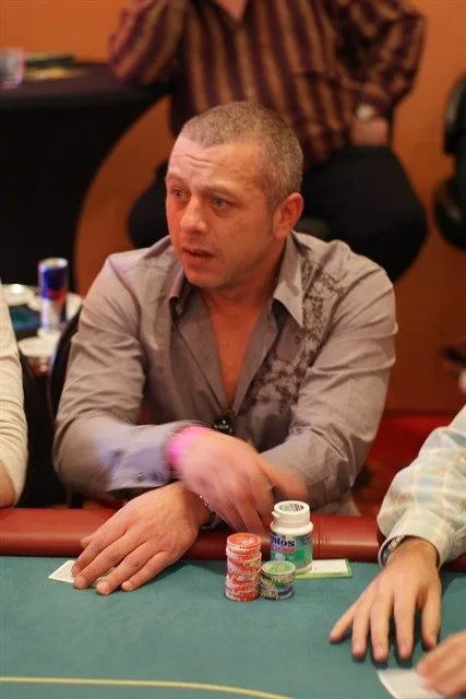 Micha Neuteboom | 2009/01 - DOM Classics - ev8 - 1000 eu HE No Limit F.O.