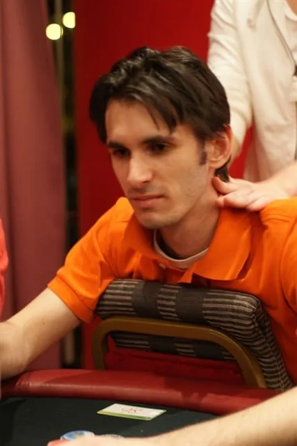 © 2026 Pokercity | Michael van Leeuwen | 2009/01 - DOM Classics - ev8 - 1000 eu HE No Limit F.O. Michael van Leeuwen | 2009/01 - DOM Classics - ev8 - 1000 eu HE No Limit F.O.