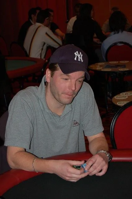 Erik A. | 2009/01 - DOM Classics - ev4 - 200 eu HE Rebuy + Addon