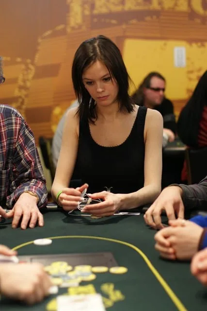 © 2026 Pokercity | Milly Uylenbroek | 2009/03 - VIP Days Venlo F.O. Edition - 300 eu Freeze Out Milly Uylenbroek | 2009/03 - VIP Days Venlo F.O. Edition - 300 eu Freeze Out
