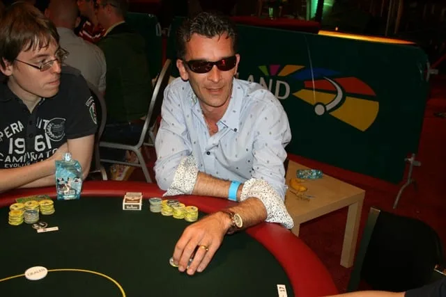 2009/07 - VIP Days Holiday Edition - 200 eu NL F.O.