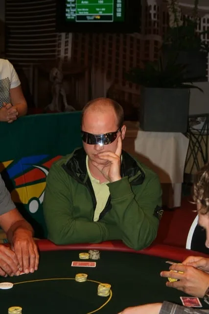 2009/07 - VIP Days Holiday Edition - 200 eu NL F.O.