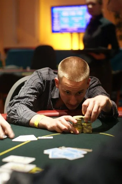 © 2026 Pokercity | Roos | 2009/07 - VIP Days Holiday Edition - 100 eu NL RB+AO Roos | 2009/07 - VIP Days Holiday Edition - 100 eu NL RB+AO