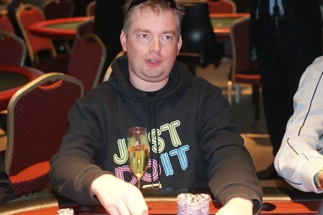 © 2026 Pokercity | Brent de Bruin | 2009/09 - Valkenburg Series of Poker - 500 eu Main Event Brent de Bruin | 2009/09 - Valkenburg Series of Poker - 500 eu Main Event