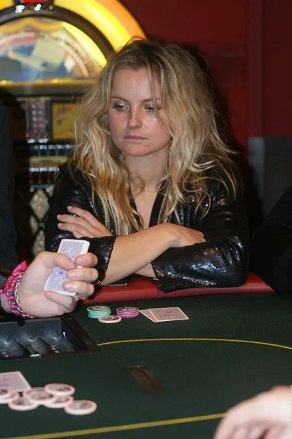 Fatima Moreira de Melo | 2009/11 - Master Classics of Poker - 01 - 1500 eu NLHE FO