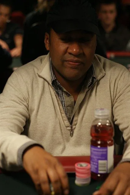 Raoul Refos | 2009/11 - Master Classics of Poker - 04 - 6000 eu Main Event