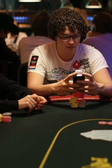 Joep van de Bijgaart | 2009/11 - Master Classics of Poker - 04 - 6000 eu Main Event