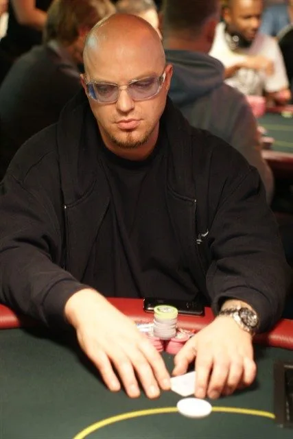 Evert van Essen | 2009/11 - Master Classics of Poker - 04 - 6000 eu Main Event