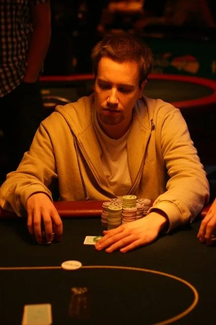 Kimmy Kurko | 2009/11 - Master Classics of Poker - 04 - 6000 eu Main Event