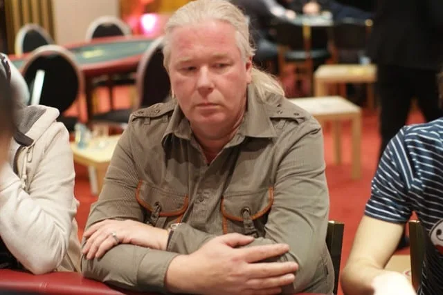 Henk Albronda | 2009/12 - VIP Days X-Mas Edition - 1000 eu Main Event