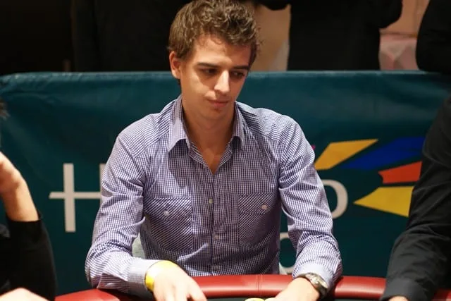 Stijn Kruijssen | 2009/12 - VIP Days X-Mas Edition - 1000 eu Main Event