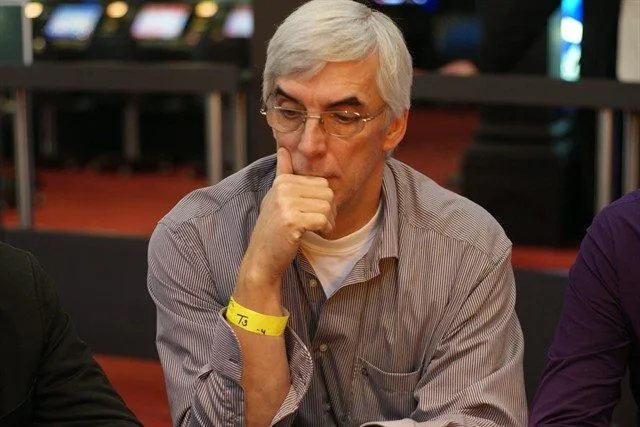 Robert van den Brom | 2009/12 - VIP Days X-Mas Edition - 1000 eu Main Event