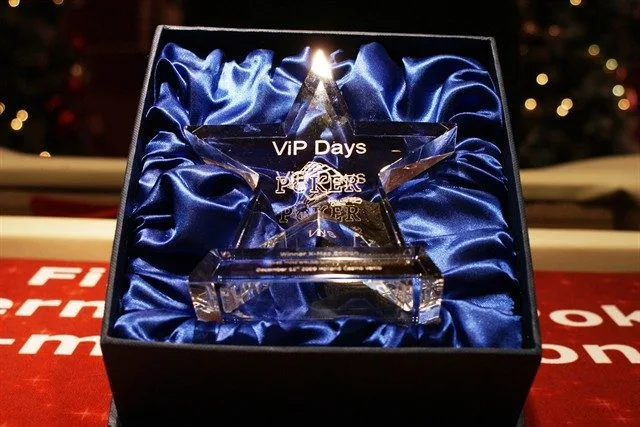 © 2026 Pokercity | De 1e prijs | 2009/12 - VIP Days X-Mas Edition - 300 eu NLHE FO De 1e prijs | 2009/12 - VIP Days X-Mas Edition - 300 eu NLHE FO