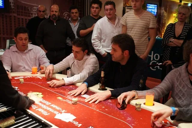 © 2026 Pokercity | Finaletafel | 2009/12 - VIP Days X-Mas Edition - 300 eu NLHE FO Finaletafel | 2009/12 - VIP Days X-Mas Edition - 300 eu NLHE FO