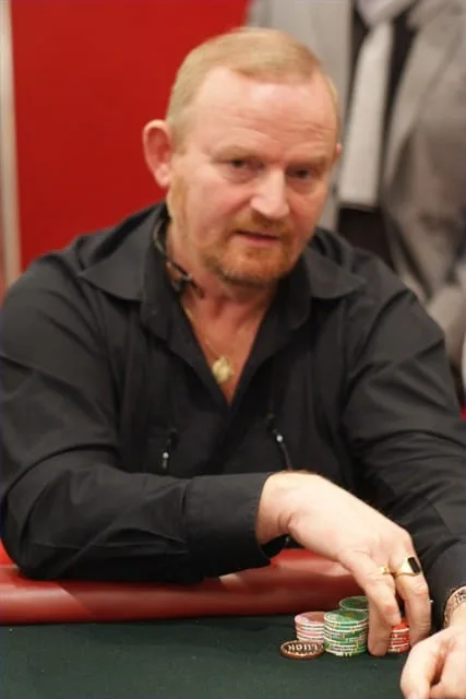 John Cash | 2010/01 - Dom Classics - 400 eu NLHE Bounty