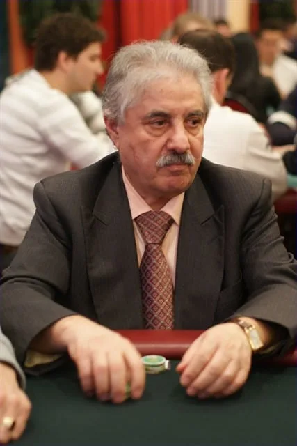 Niek Palermo | 2010/01 - Dom Classics - 400 eu NLHE Bounty