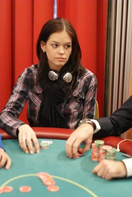 Milly Uylenbroek | 2010/01 - Dom Classics - 400 eu NLHE Bounty