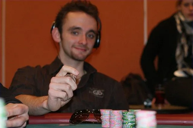 © 2026 Pokercity | Patrick van Rietschoten | 2010/01 - Dom Classics - 400 eu NLHE Bounty Patrick van Rietschoten | 2010/01 - Dom Classics - 400 eu NLHE Bounty