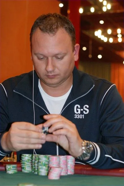 Streur | 2010/01 - Dom Classics - 400 eu NLHE Bounty