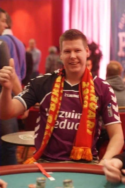 Jonathan "Go Ahead" Rozema | 2010/01 - Dom Classics - 1000 eu NLHE