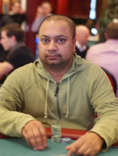 Steven Razab Sekh | 2010/01 - Dom Classics - 1000 eu NLHE