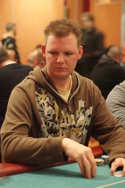 Steven Smith | 2010/01 - Dom Classics - 1000 eu NLHE