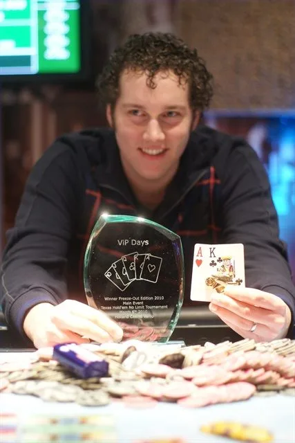 Bas Michielsen | 2010/03 - VIP Days Venlo F.O. Edition - 1000 eu NLHE FO Main Event