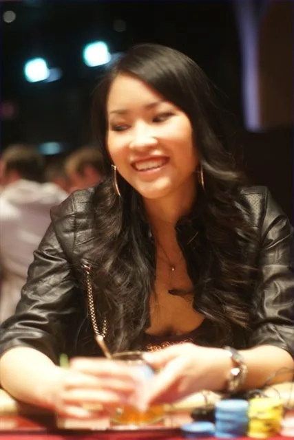 Bui Ohn | 2010/04 - Rotterdam Easter Series of Poker - 400 eu Bounty NLHE F.O.