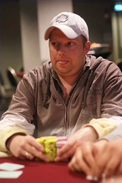 Richard Blaas | 2010/04 - Rotterdam Easter Series of Poker - 400 eu Bounty NLHE F.O.