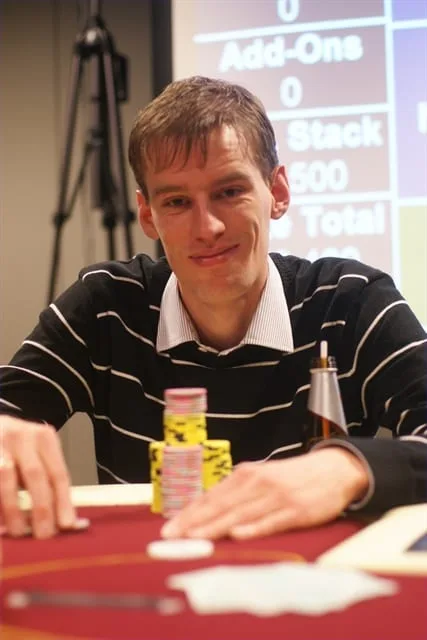 Tobias Peters | 2010/04 - Rotterdam Easter Series of Poker - 400 eu Bounty NLHE F.O.