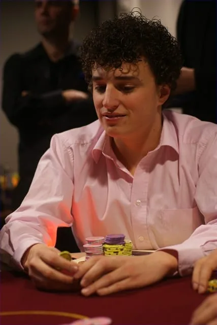Wouter van den Bijgaart | 2010/04 - Rotterdam Easter Series of Poker - 400 eu Bounty NLHE F.O.